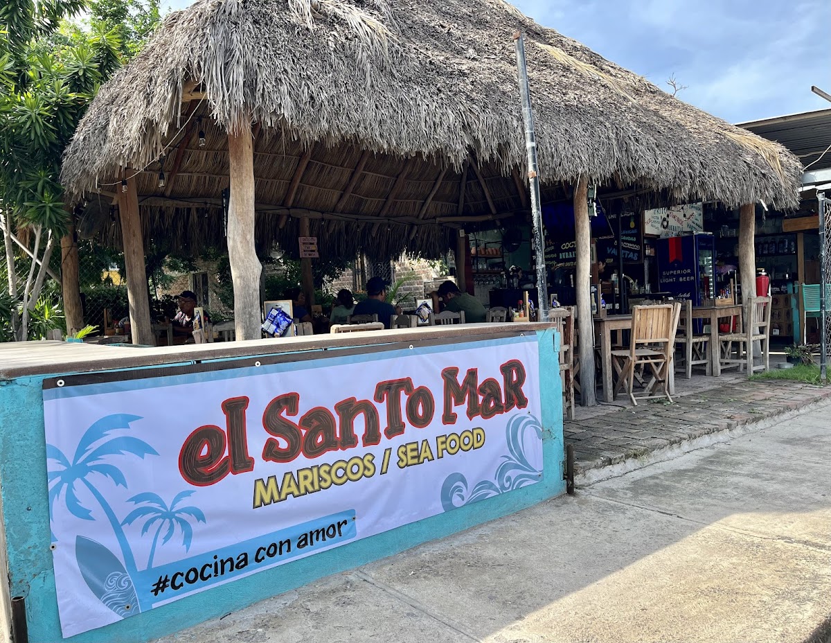 Mariscos El Santo Mar